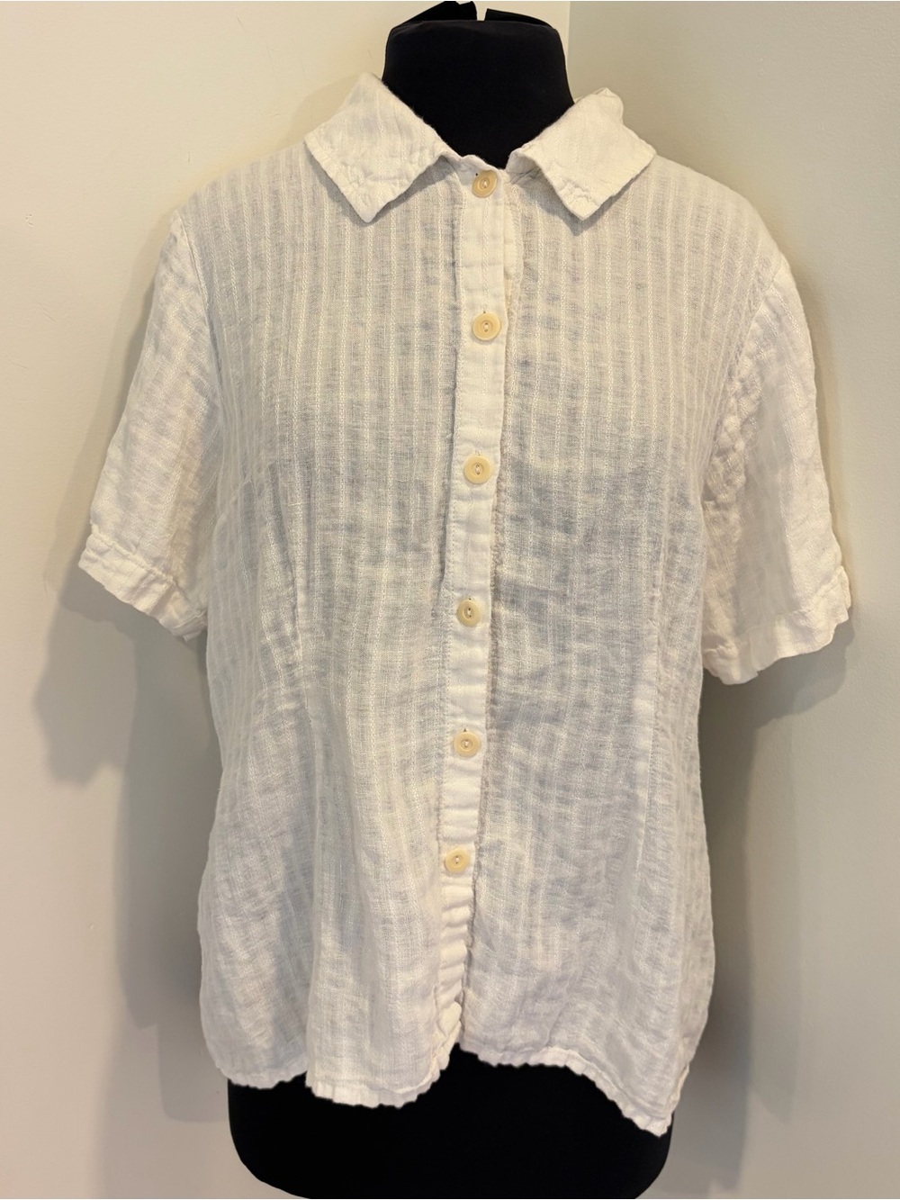 Flax white Short-Sleeve Linen Button-Down Shirt medium